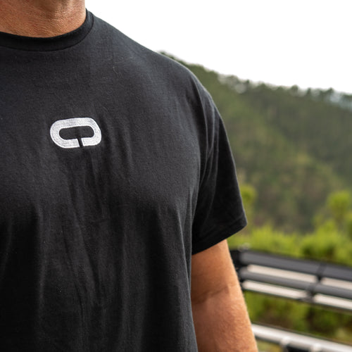 'O' Embroidered Tee