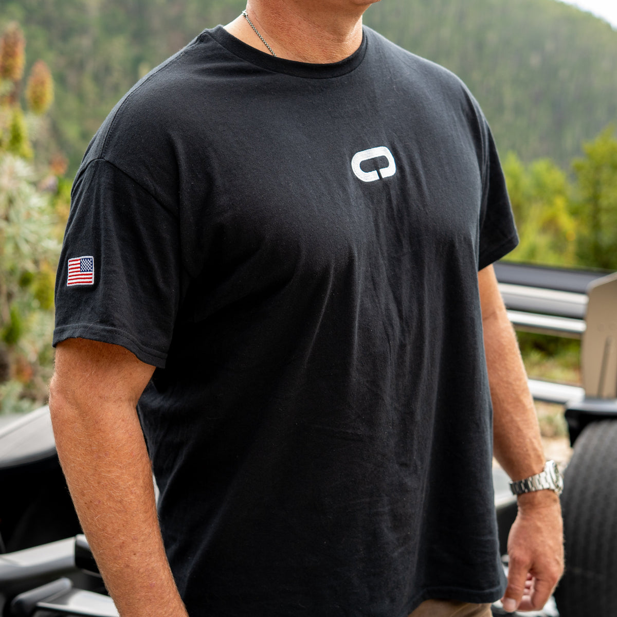 'O' Embroidered Tee